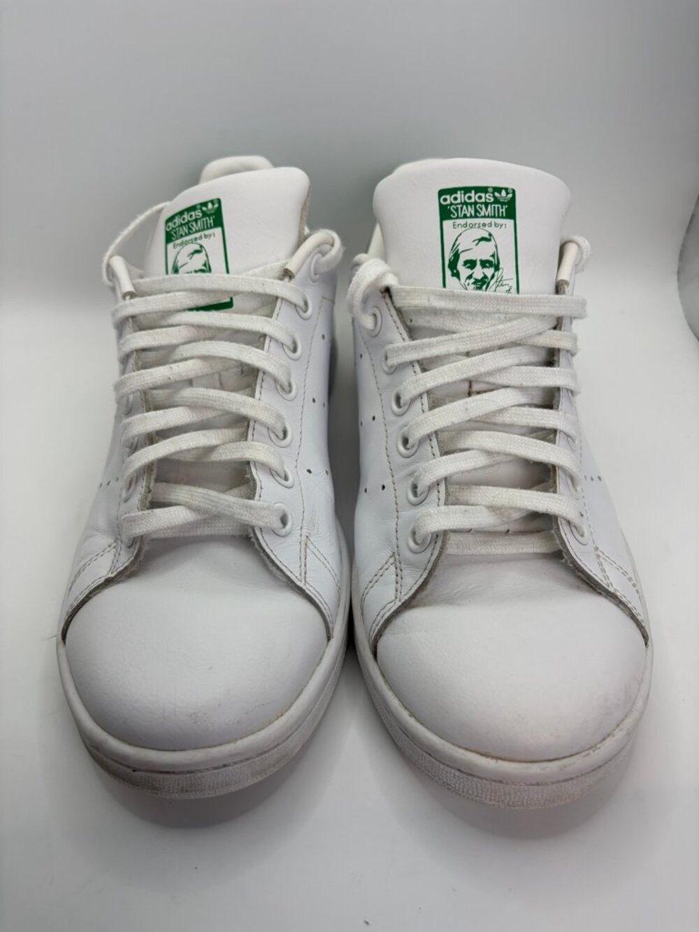 Adidas Stan Smith Sneakers – Men’s Size 7 / Women’s 8–8.5